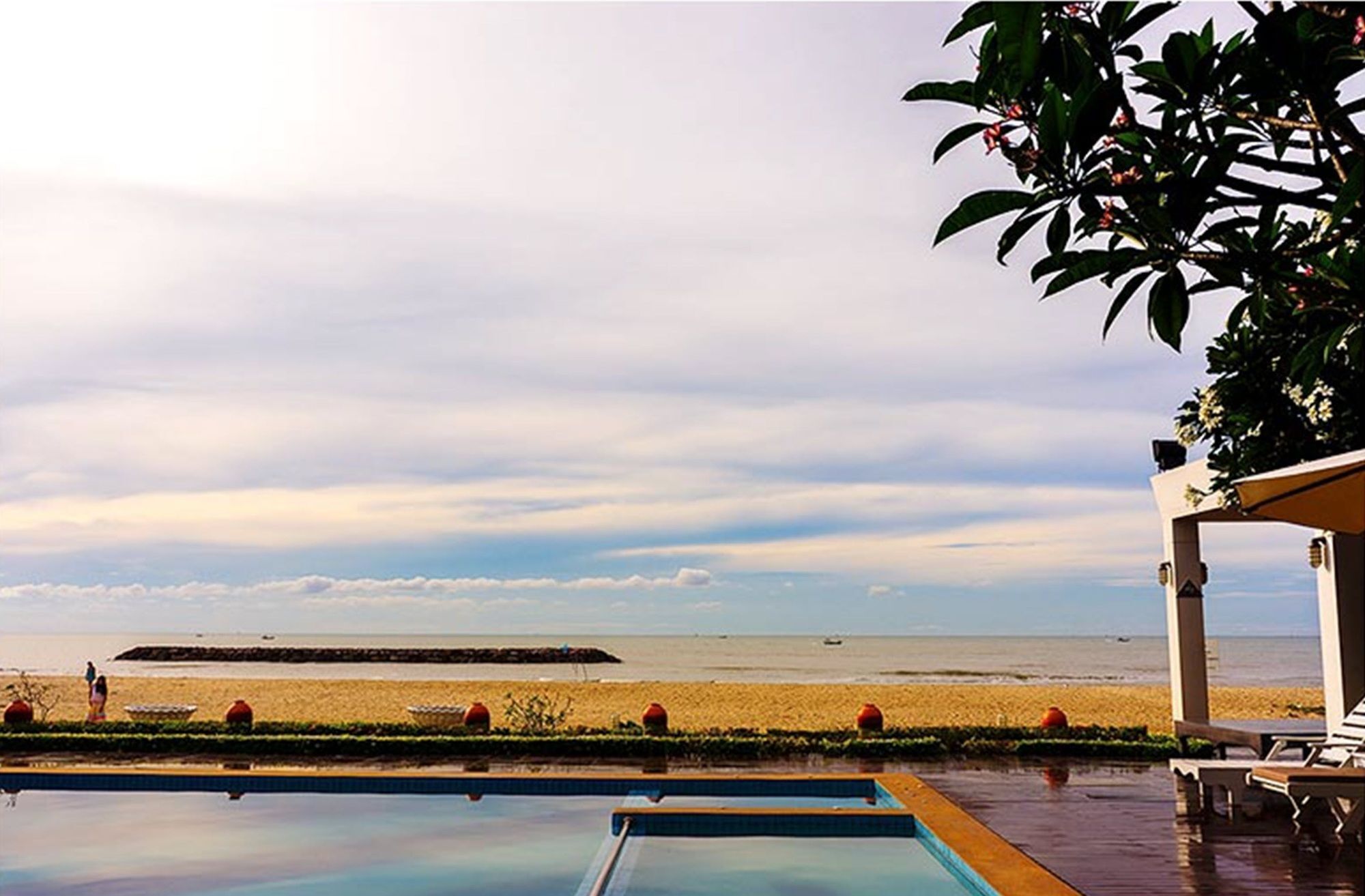 Chez Nous Boutique Resort Haad Chao Samran Exterior foto
